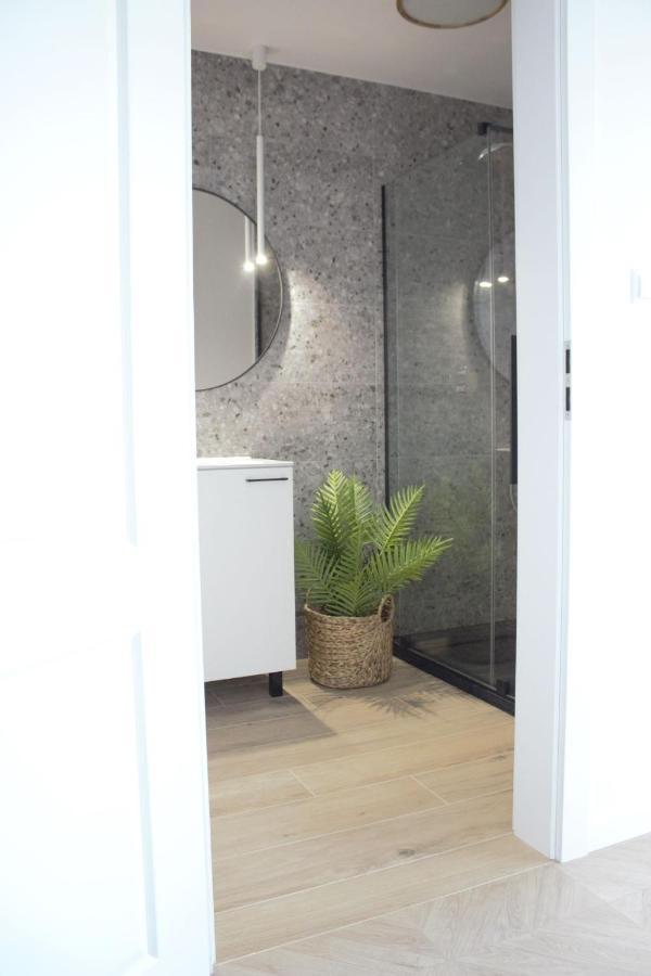 Apartamenty Na Skarpie - Niegocinska 2, Wilkasy Ngoại thất bức ảnh